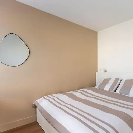 Le Chaleureux, 68M2, 6 Personnes, 3 Chambres, Avec Climatisation * Nancy
