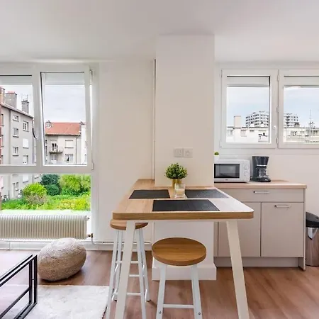 Le Chaleureux, 68M2, 6 Personnes, 3 Chambres, Avec Climatisation Apartman