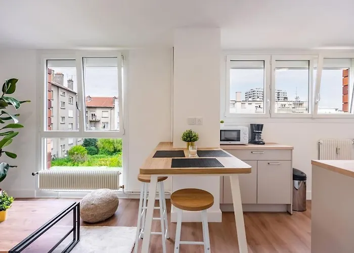 Le Chaleureux, Fraichement Renove アパート